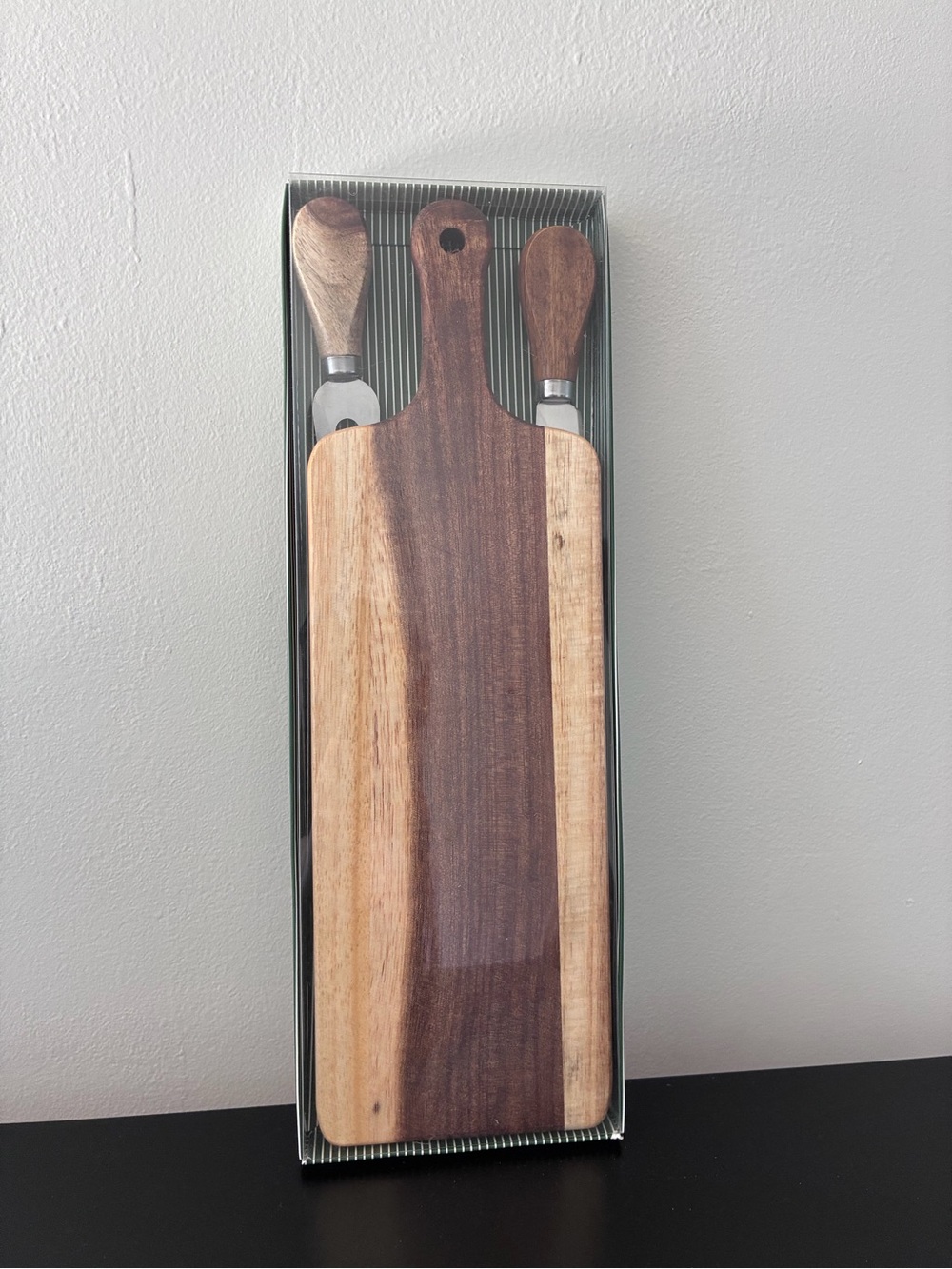 Wood Acacia Serving Board with Cheese Knife Set
